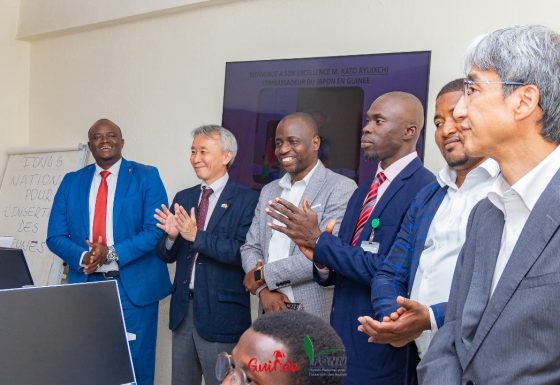 Son excellence M. KATO Ryuichi, Ambassadeur du Japon en République de Guinée a rencontré quelques Jeunes Entrepreneurs pour échanger sur les initiatives en matière d’entrepreneuriat JeunesGE